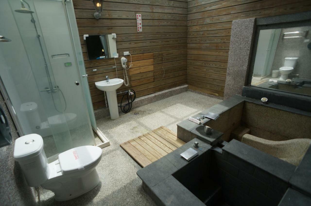 愛情海 Motel Toufen Esterno foto