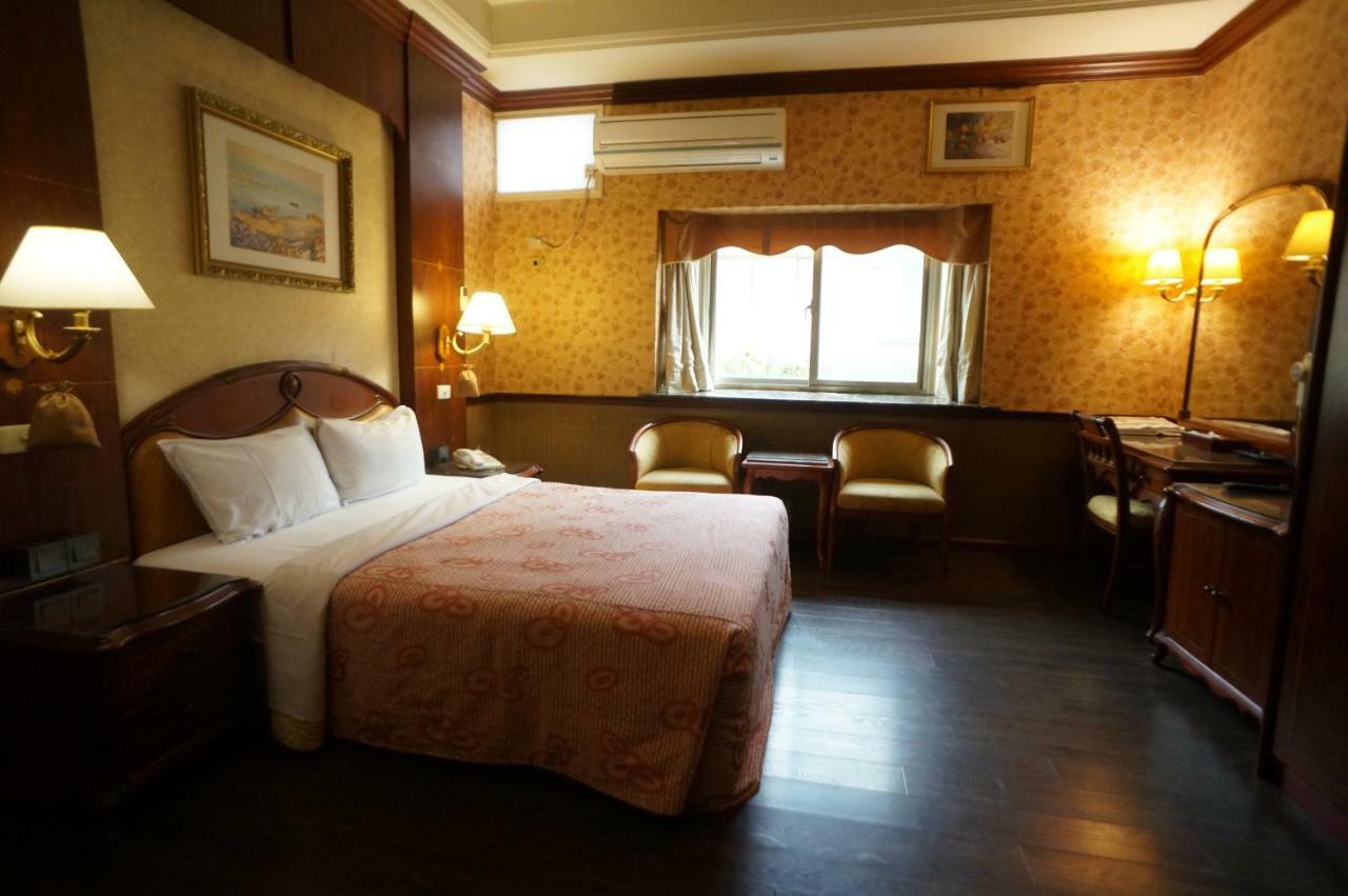 愛情海 Motel Toufen Esterno foto